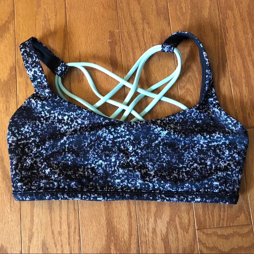 Lululemon sport bra